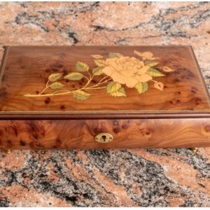 MY HEART WILL GO ON Vintage Wood Rectangle jewelry Music Box